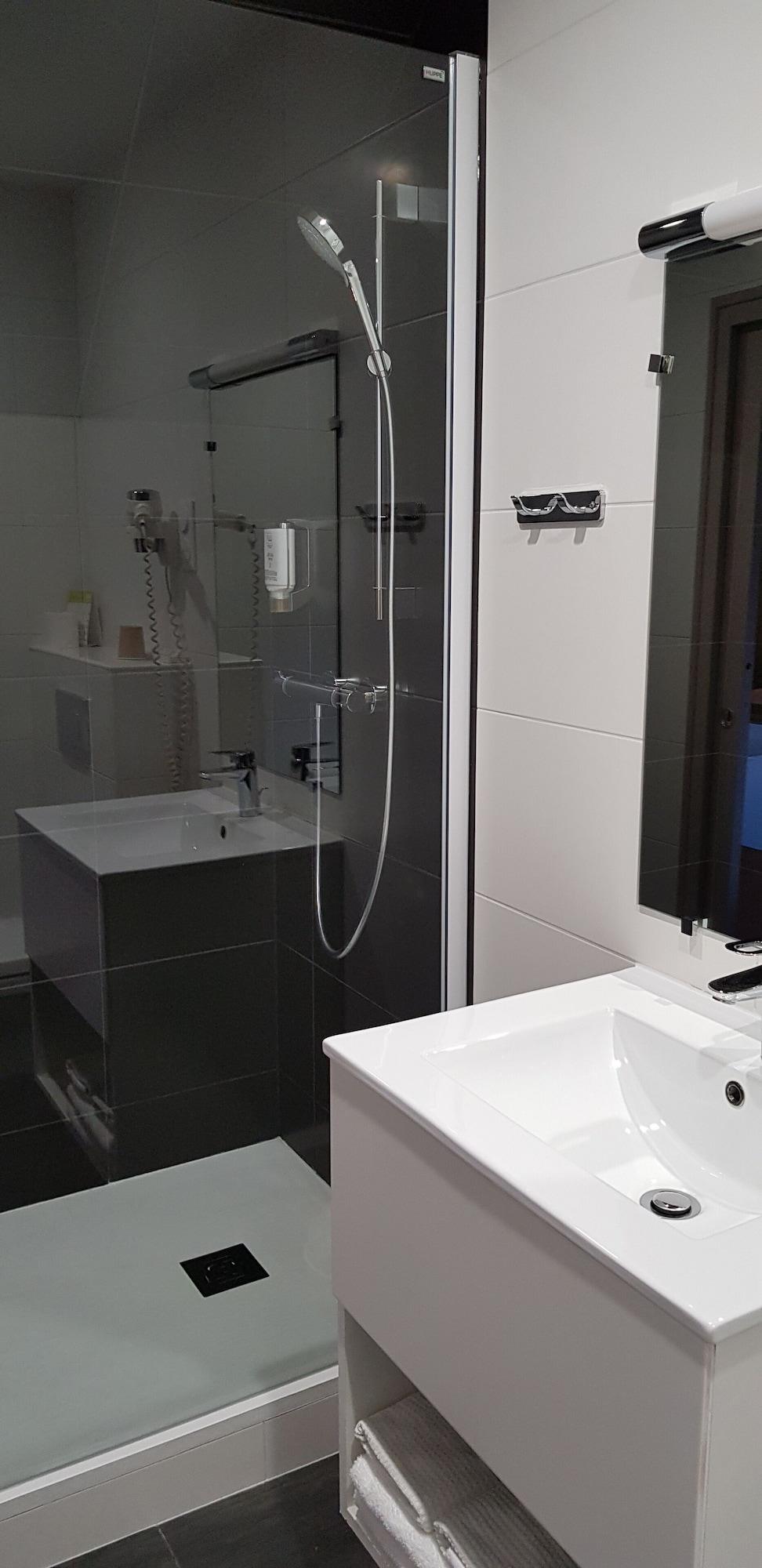 The Originals City, Hotel Novella, Nantes Centre Gare エクステリア 写真