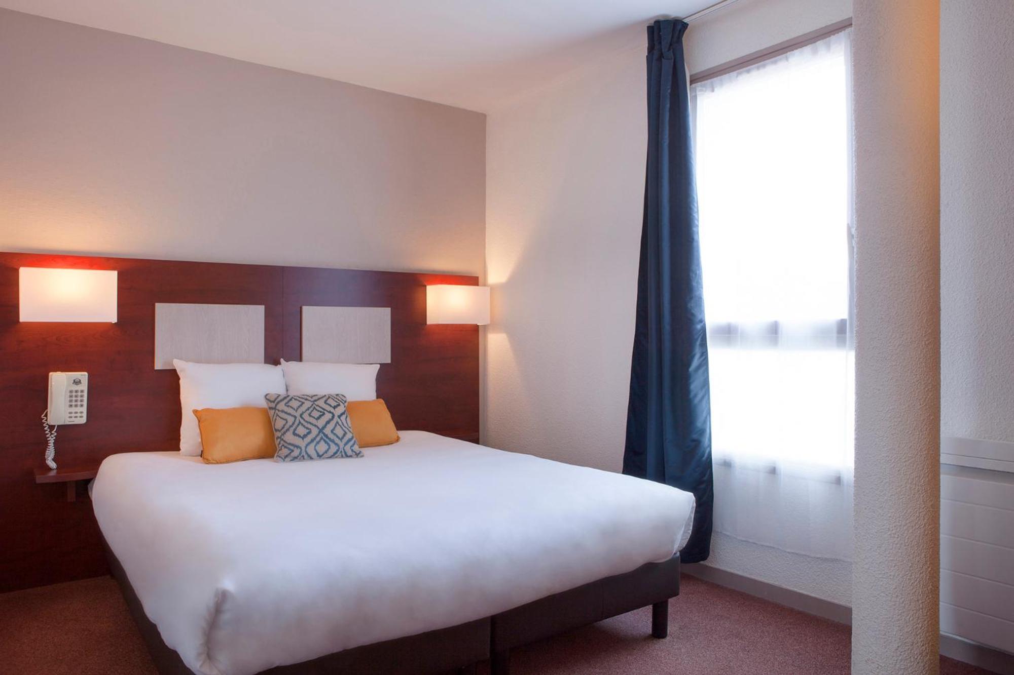 The Originals City, Hotel Novella, Nantes Centre Gare エクステリア 写真
